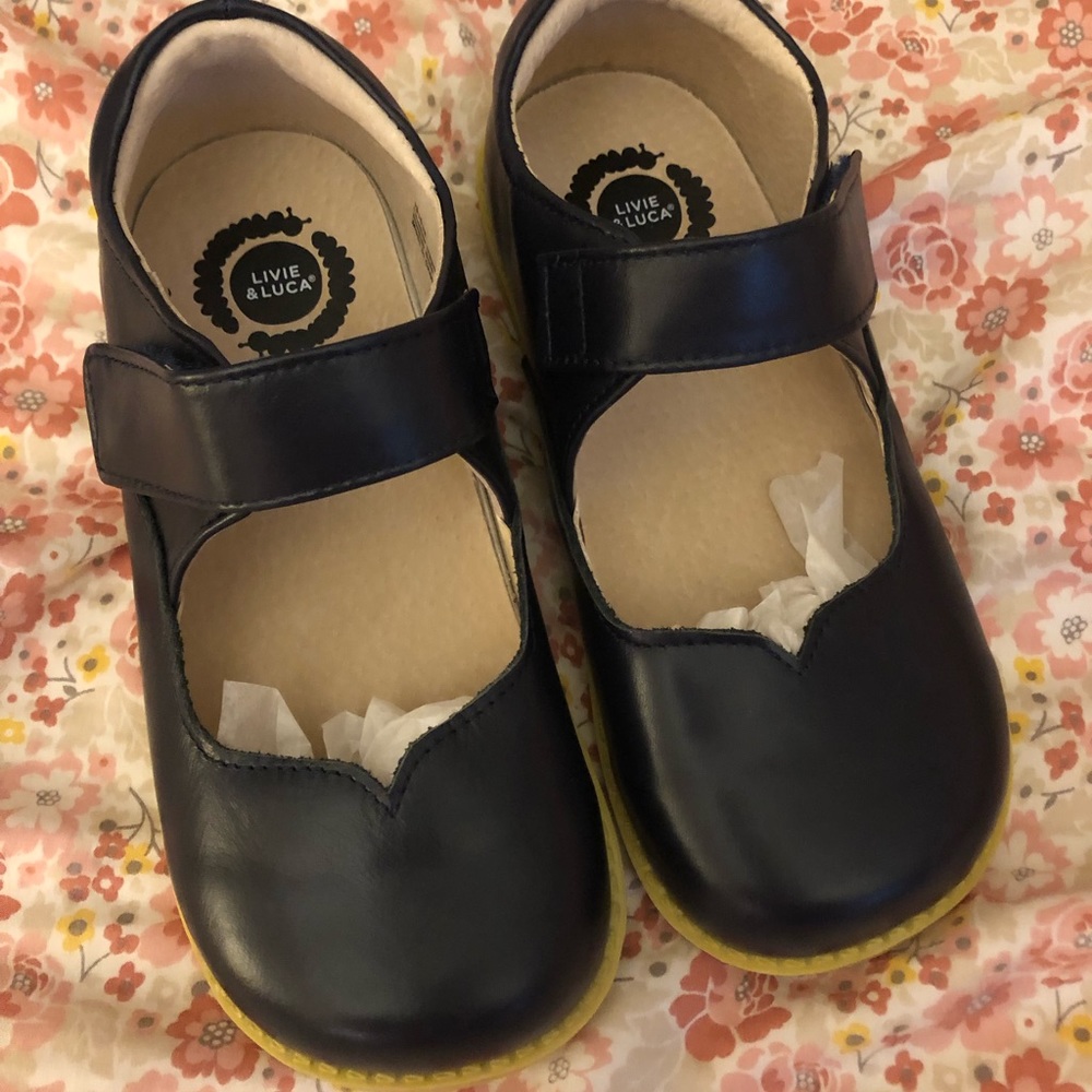 L&L Shoes